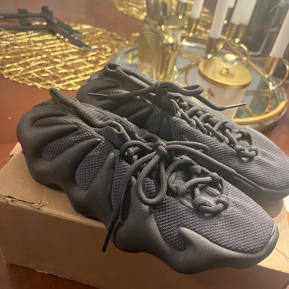 Closet Cleaning Yeezy 450